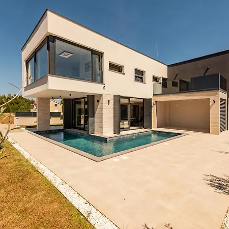 Villa Weiss